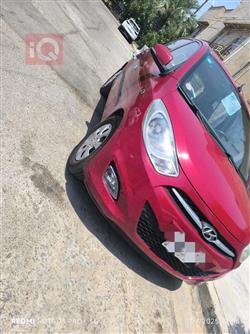 هیوندای i10